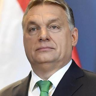 Orbán meghosszabbította a tömeges bevándorlás okozta válsághelyzetet