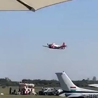 Lezuhant egy repülőgép a börgöndi repülőnapon, ketten meghaltak