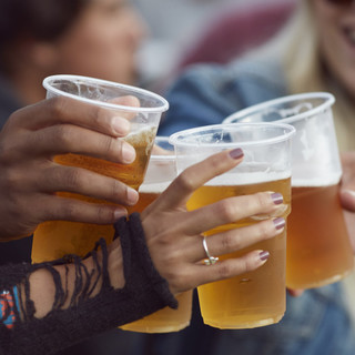 A drágulás ellenére évente 69 litert isznak meg ebből a magyarok fejenként