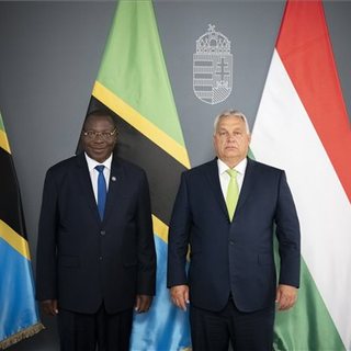Tanzánia alelnökével tárgyalt Orbán Viktor