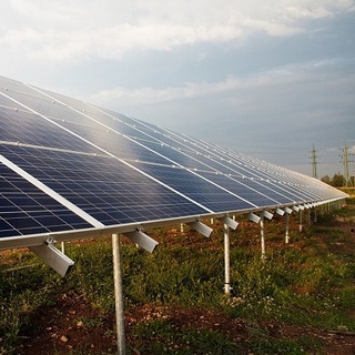 Kiszámítható napelem-támogatást javasol az LMP