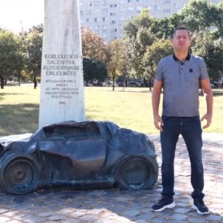 Molnár Zsolt korlátozná a kezdő sofőröket a száguldozásban