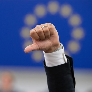 Szidják a Bizottságot az európai képviselők az örmény-azeri konfliktus nem megfelelő kezelése miatt