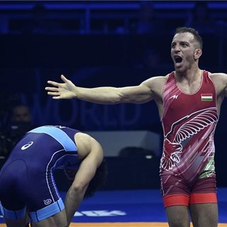 Fritsch Róbert döntőbe jutott a birkózó-vb-n
