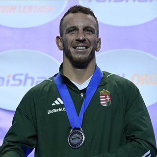 Fritsch Róbert ezüstérmes a birkózó-vb-n