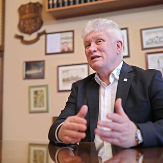 Karsay közepesen mocskos kampányra számít - Interjú a XXII. kerület fideszes polgármesterével