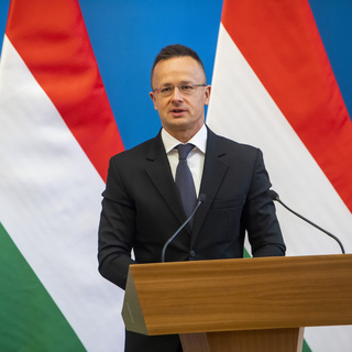 Szijjártó bejelentette: a kormány folytatja a felvidéki magyar közösség támogatását
