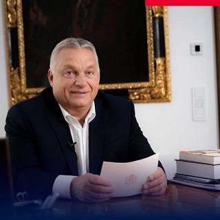 Száz forintnak harminc a fele