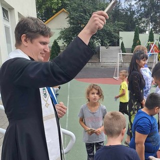 Teknőst, hörcsögöt és sünt is szenteltek Veszprémben az állatok világnapján 