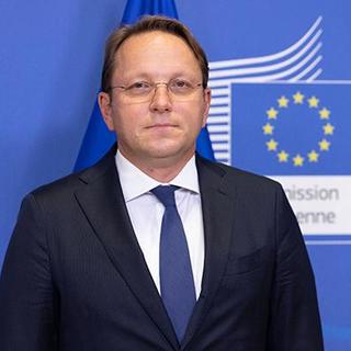 Az EU azonnal felfüggeszti a támogatások kifizetését a palesztinok számára