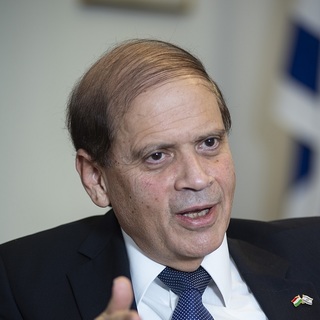 Izraeli nagykövet: Izrael célja a Hamász semlegesítése, és a túszul ejtett emberek mielőbbi megmentése