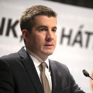 Kocsis Máté felesége jól keres a nem létező kórház felügyelőbizottságában