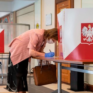 Lengyel választások - Délig nagyobb volt a részvétel, mint az előző parlamenti választás idején