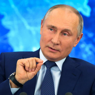 Putyin a tapintatos Orbán Viktort dicsérte