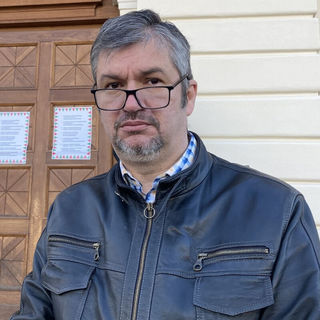 Hadházy nagyon benézte, a Karmelitában kereste a Pekingben tárgyaló Orbánt