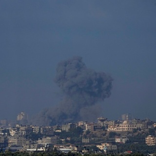 Izrael a Hamász infrastruktúráját és a libanoni Hezbollah állásait lőtte szerda éjjel