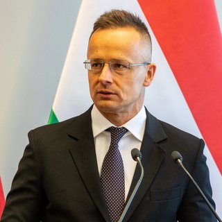 Szijjártó Péter: Magyarország továbbra is kiáll Kelet és Nyugat együttműködése mellett