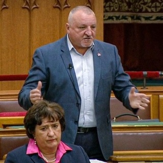 Komjáthi Imre: 2023-ban nem történhetne meg, hogy fáznak a gyerekek a vonaton