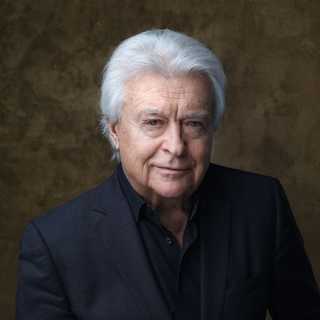 Lukács Sándor kapja a Páger Antal-színészdíjat