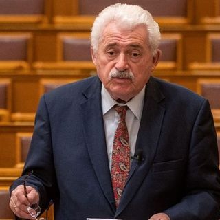 Újabb ünnepnap bevezetésére tett javaslatot a fideszes Fónagy János