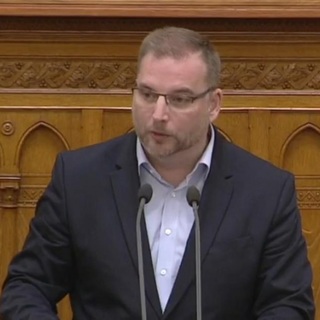 MSZP: Osztogató-fosztogató költségvetés volt a 2022-es