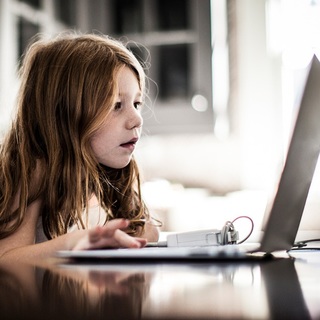 Szorulhatnak az internetes szolgáltatók