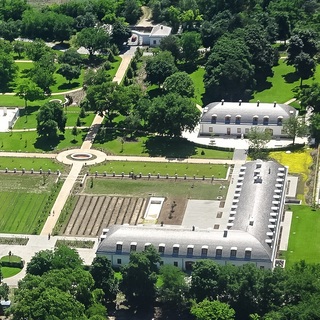 Hatvanpusztai birtokáról irányítja Orbán Magyarországot 