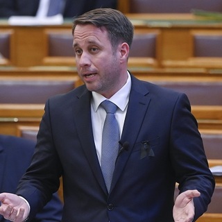 Dömötör Csaba: Magyarország biztonságáról kérdezik az embereket a konzultáción