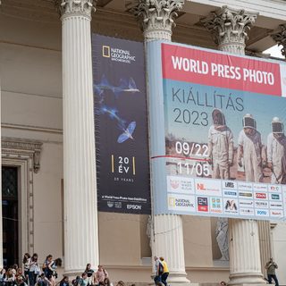 Melegellenes kampányok eszközévé vált a kormány