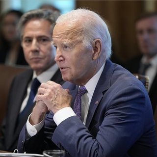 Joe Biden: tűzszünet kell a foglyok kiszabadítása miatt