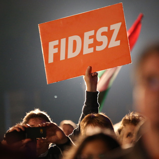 Egy új hatóság létrehozásával vadászna az ellenfeleire a Fidesz