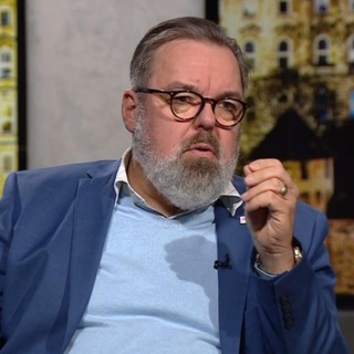 Kiderült, miért rúgták ki valójában L. Simon Lászlót