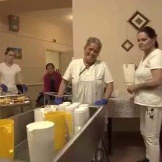 Csőd miatt nem tudják kifizetni a közalkalmazottakat Balmazújvárosban