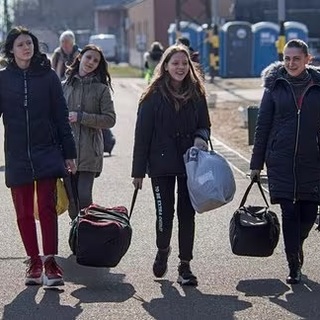 Több mint tízezren érkeztek Ukrajnából szombaton, 61-en kaptak ideiglenes tartózkodási engedélyt