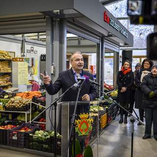 Nagy változás jön a henteseknél és a piacokon, lazítanak a higiéniai feltételeken