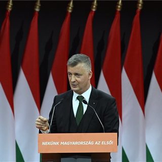 Kubatov Gábor szerint Budapesten véget kell vetni a "rémálomnak"