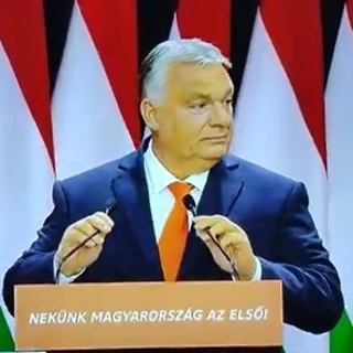 Orbán bakizott: köztársasági elnök úrnak nevezte Novák Katalint