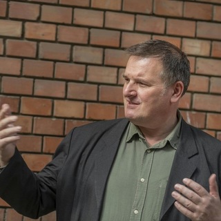 Minden háború rettenetes fenyegetést jelent