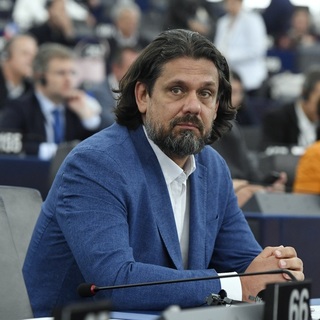 Deutsch Tamás cirkusza az Európai Parlamentben