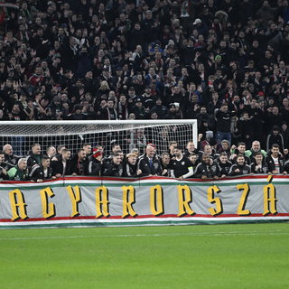 Magyar-magyar futballháború