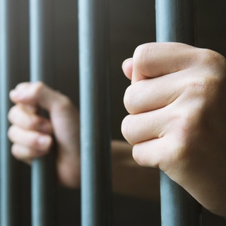 Börtönnel fenyegeti Orbán az ellenfeleit