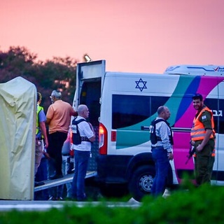 Újabb túszokat engedett el a Hamász szombat este