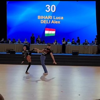 Magyar világbajnoki cím akrobatikus rock and rollban