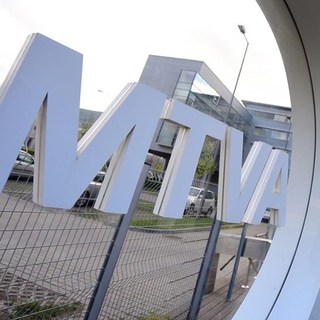 Örömhír a magyar családoknak: jövőre már 142 milliárd forintjukba kerül a közmédia