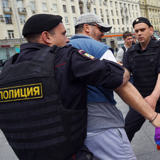 Betiltották Oroszországban a nemzetközi LMBT mozgalmat