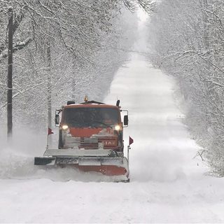 Egyre nagyobb területen esik a hó a Dunántúlon és a Duna vonalában