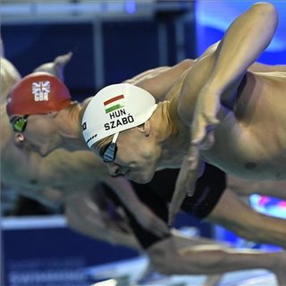 Szabó Szebasztián ezüstérmes 50 méter gyorson a rövidpályás úszó Eb-n