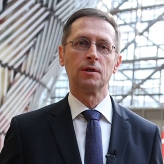 Varga Mihály: a pénzügyminiszterek tanácsa is jóváhagyta, érkezhetnek az uniós források Magyarországra