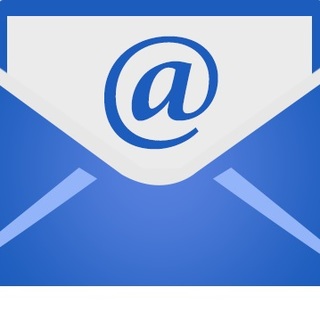 Ismét e-mailben bombázza a kormány az embereket