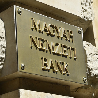 Bankoknál, biztosítóknál vizsgálta a mesterséges intelligenciát a jegybank